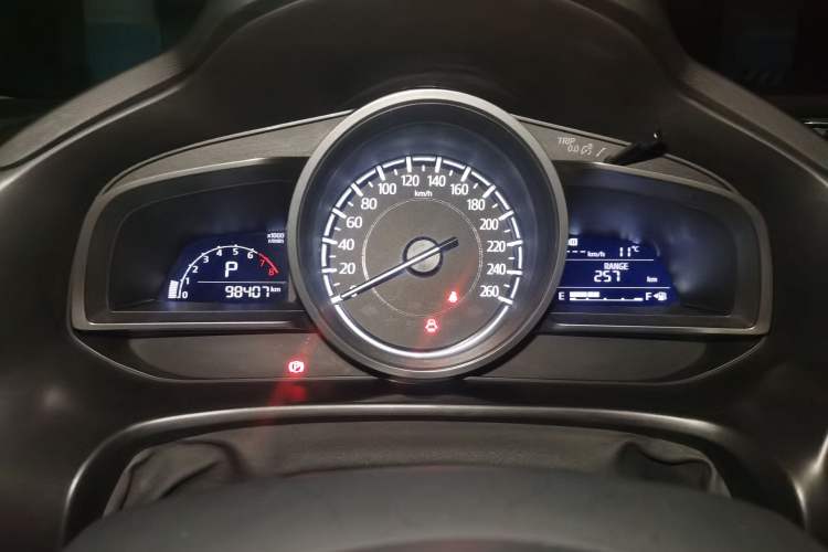 Used Mazda Mazda 3 Axela 2017 Sedan 2.0L Automatic Prestige Model China V Standard
