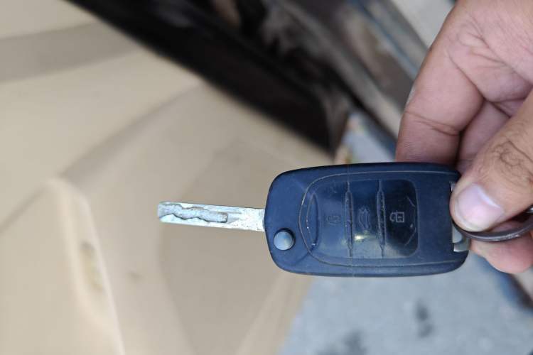 Used Baojun 730 2014 1.5L manual Comfort version 7 seats