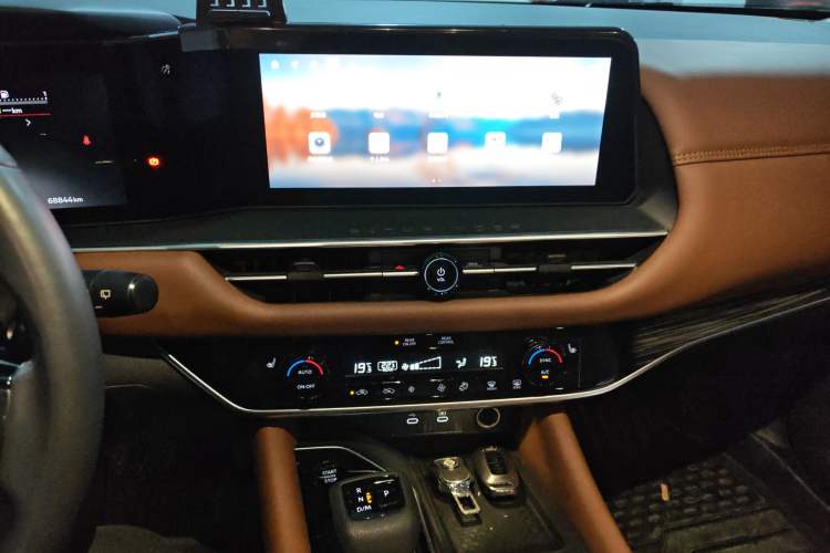 Used Nissan Pathfinder 2024 380 VC-TURBO Four-Wheel Drive Intelligent Driving Version 7 Seats
