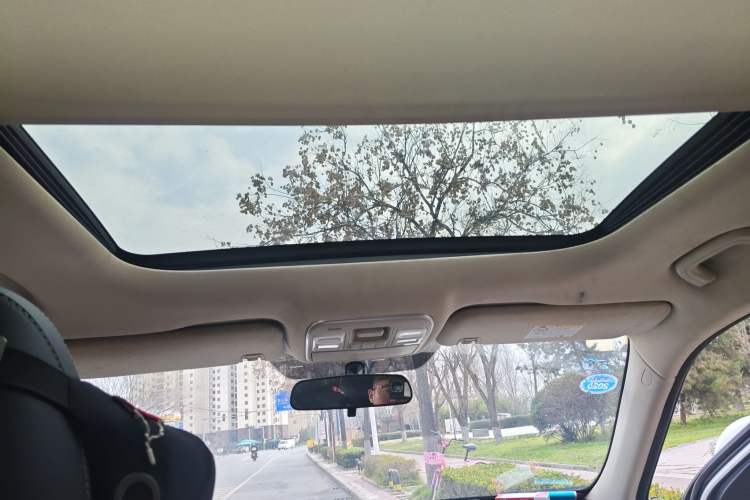 Used Geely Auto Emgrand X7 Sport 2018 1.8TD Manual Two-Wheel Drive Zhiya Model