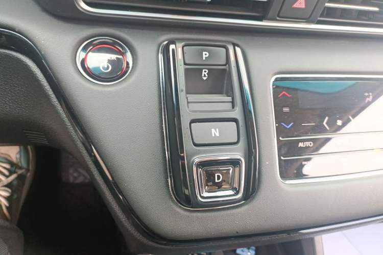 Used Honda Elysion 2024 2.0L eHEV Luxury Edition