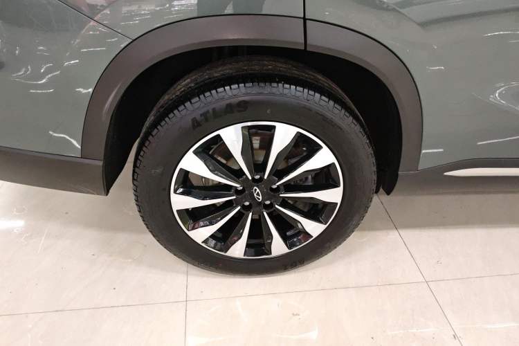 Used Chery Tiggo 8 PLUS 2025 290TGDI DCT Prestige 5-Seater