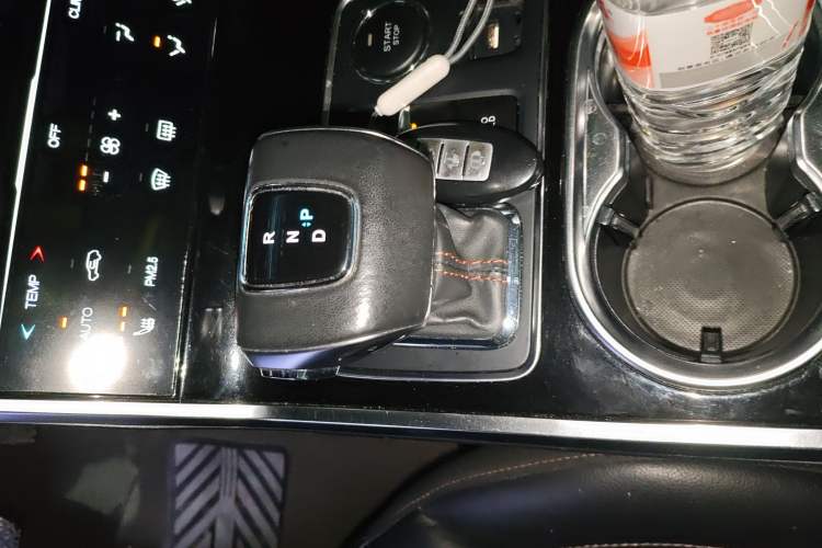 Used Hongqi E-HS3 2019 Zhilian Qiyue Two-Wheel Drive Version
