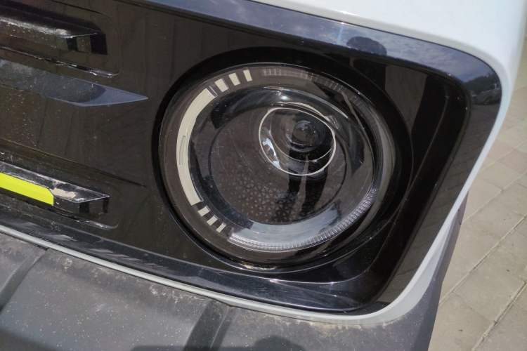 Used Geely Galaxy Panda 2025 210km Panda Rider Left Front Headlight