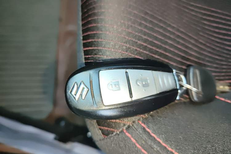 Used Suzuki S-Cross 2015 1.6L CVT Two-Wheel Drive Entry-Level Trim
