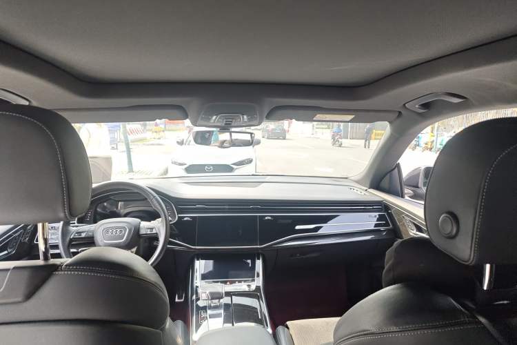 Used Audi Q8 2021 55 TFSI Prestige Dynamic Edition Headliner