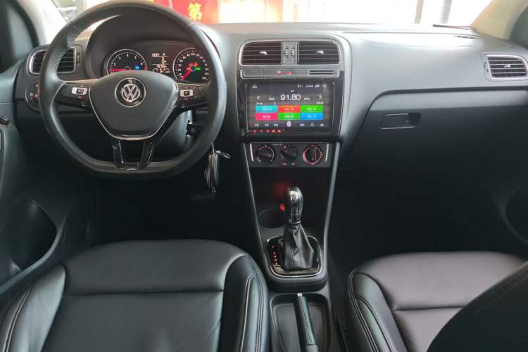 Used Volkswagen Polo 2016 1.6L Automatic Comfort Model