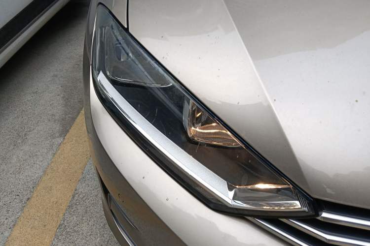 Used Volkswagen Golf Sportsvan 2016 230TSI Automatic Trend Edition
