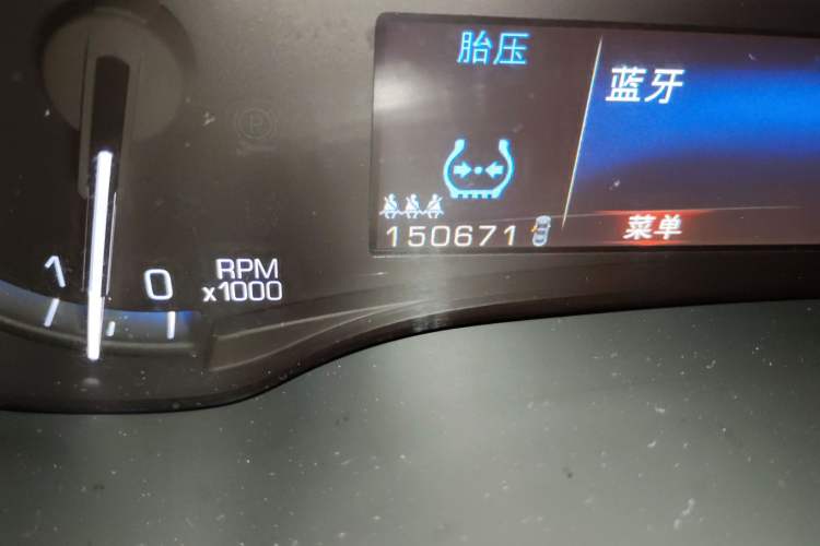 Used Cadillac SRX 2013 3.0L Luxury Model Odometer Close Up