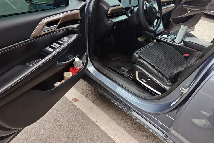 Used XPeng P5 2021 550G Driver Seat