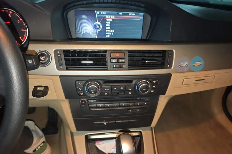 Used BMW 3 Series 2011 320i Luxury Edition