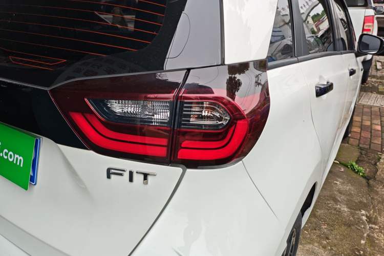 Used Honda Fit 2021 1.5L CVT Trendy Edition Right Rear Taillight