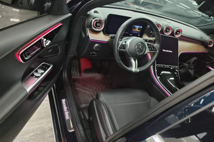 Used Mercedes-Benz C-Class 2022 Facelift C 260 L Driver Seat