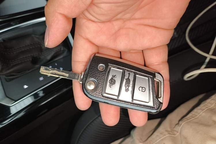 Used Volkswagen T-ROC 2021 280TSI DSG Two-Wheel Drive Comfort Connect Edition