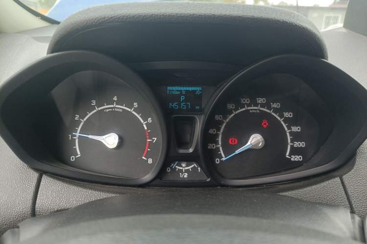 Used Ford EcoSport 2013 1.5L Automatic Fashion Model
