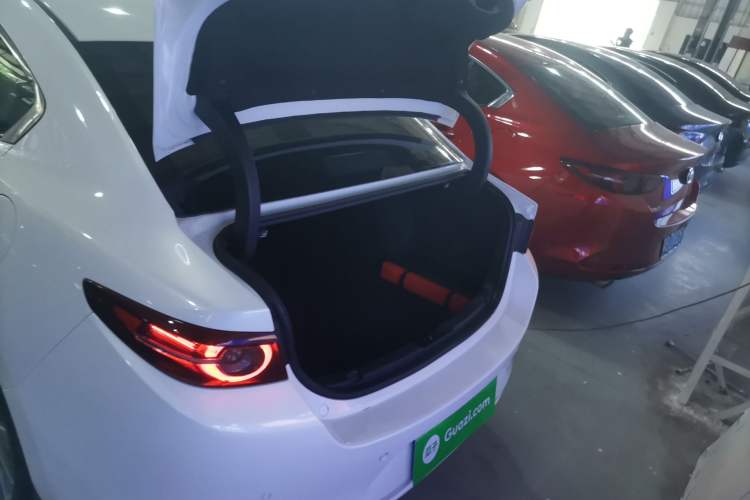 Used Mazda Mazda 3 Axela 2021 2.0L Automatic Zhiya Edition