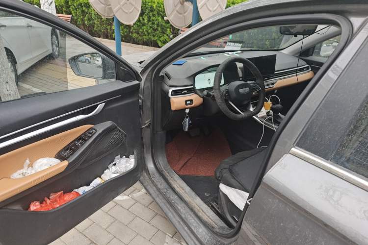 Used Geely Auto Emgrand 2025 4th Generation 1.5L CVT Flagship Version