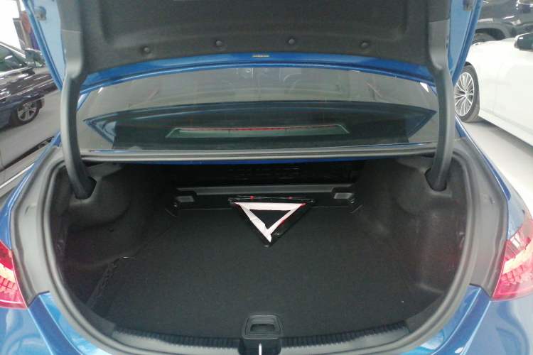 Used Mercedes-Benz C-Class 2022 C 200 L Sport Edition Trunk