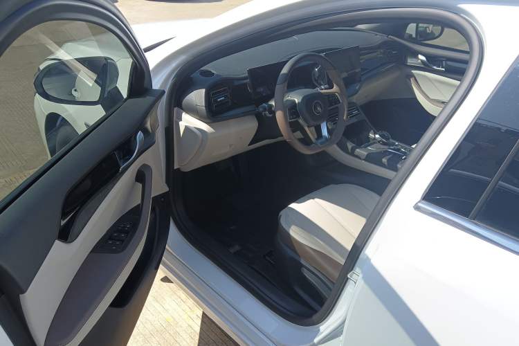 Used BYD Qin PLUS 2023 Champion Edition DM-i 55KM Leading Model