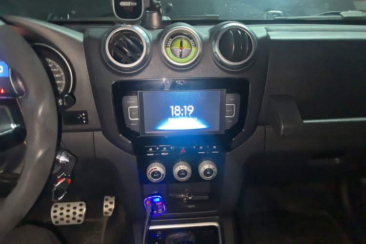 Used BAIC Off-Road BJ40 2016 40L 2.3T Automatic All-Wheel Drive Premium Edition