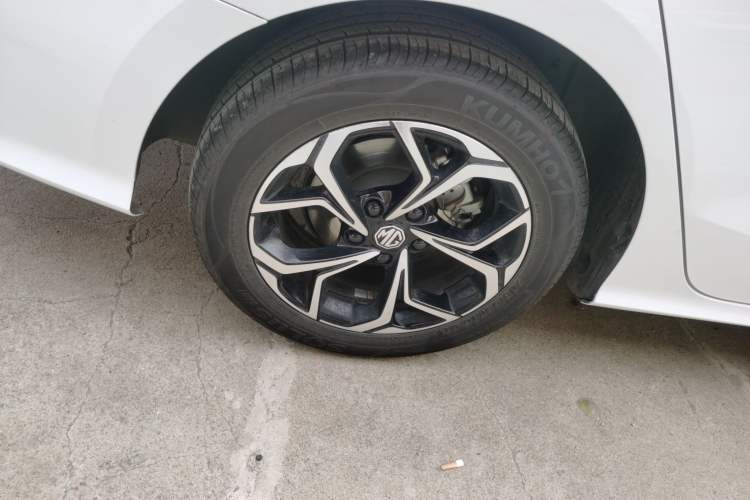 Used MG 5 2023 180 DVVT CVT Luxury Edition