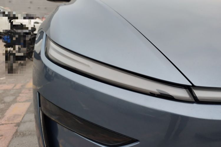 Used Tesla Model Y 2025 Rear-Wheel-Drive Version
