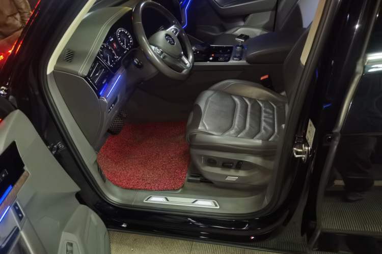 Used Volkswagen Touareg 2019 3.0 TSI RuiFeng Edition China VI Standard
