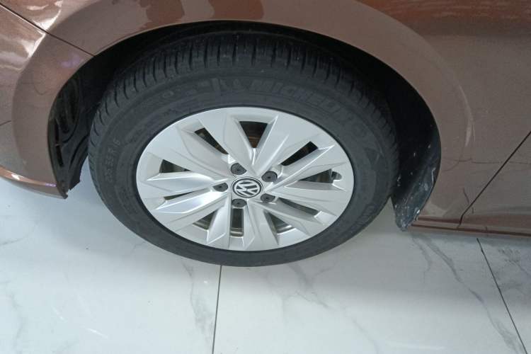 Used Volkswagen Lavida 2018 Hatchback 200TSI DSG Comfort Edition China V Standard Exterior 4