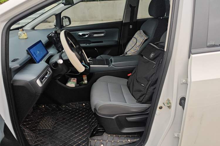 Used AION Y 2023 Plus 510 Enjoy Edition
