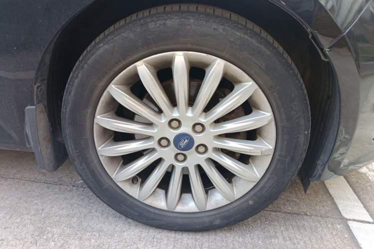 Used Ford Mondeo 2011 2.0L GTDi 200 Luxury Edition
