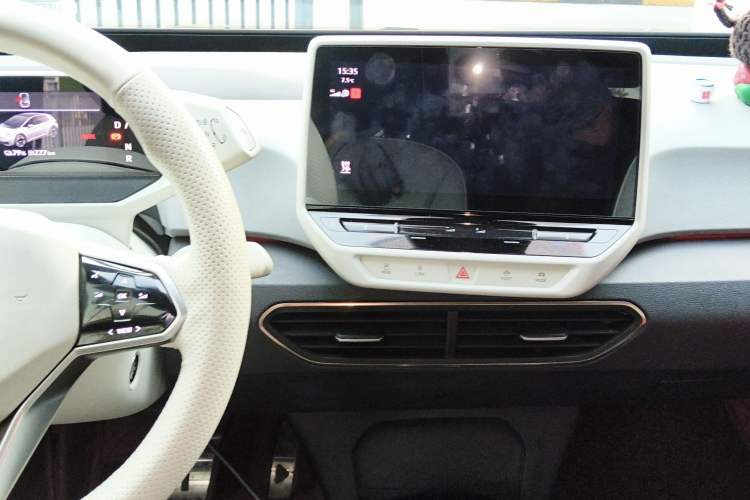 Used Volkswagen ID.3 2022 Pro Smart Edition Audio And AC Panel