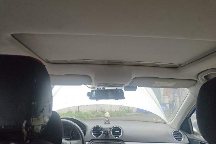 Used Volkswagen Jetta 2015 1.6L Manual Comfort Model
