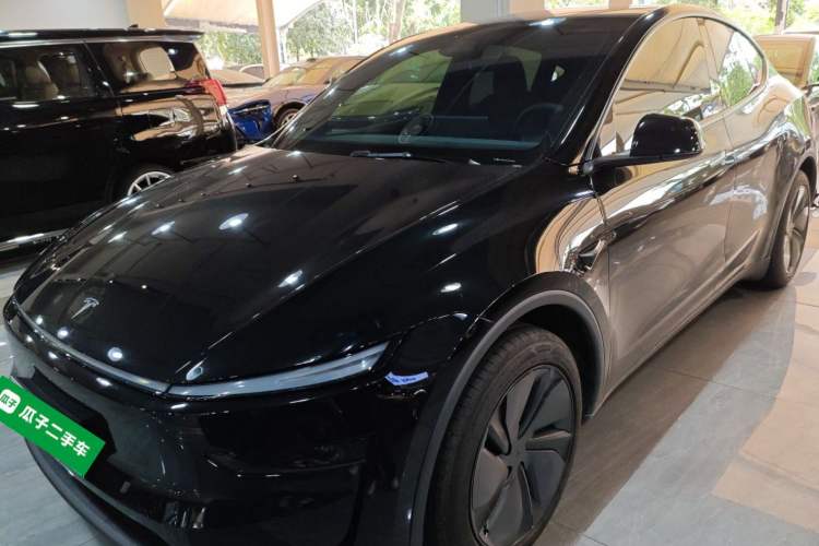 Used Tesla Model Y 2026 Rear-Drive Model