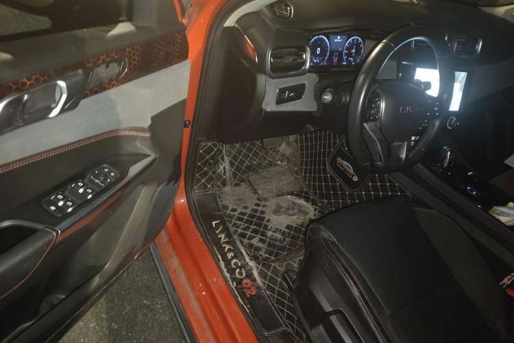 Used Lynk & Co 02 2018 1.5T DCT Two-Wheel Drive Sporty Version China V Standard