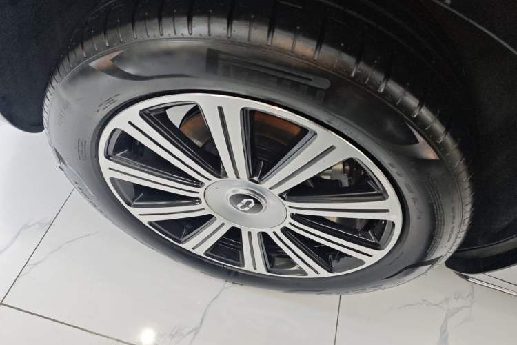 Used Hima AITO M7 2024 1.5T Intelligent Driving Rear-Drive Pro Version 5 Seats