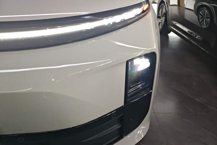 Used Li Auto L6 2024 Max Left Front Headlight