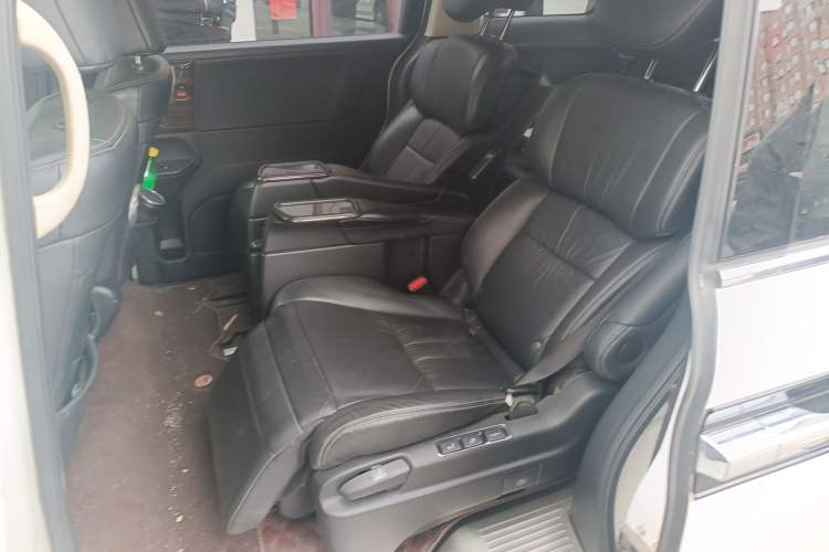 Used Honda Elysion 2016 2.4L Supreme Edition Left Rear Seat