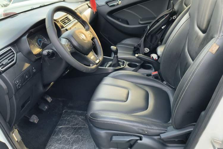 Used Dongfeng Fengon 580 2018 1.8L Manual Comfort Model Left Front Seat