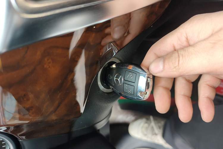 Used Mercedes-Benz M-Class 2012 ML 350 Luxury Edition