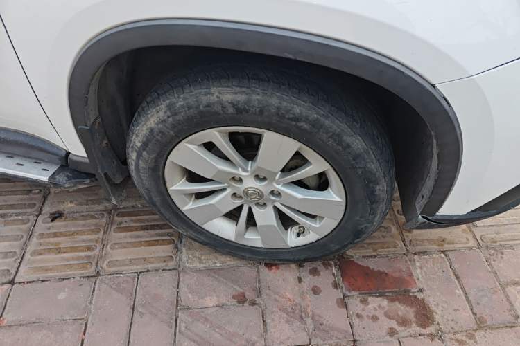 Used Dongfeng Fengdu MX6 2015 2.0L CVT 4x4 Dream Edition
