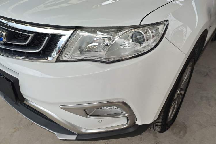 Used Geely Auto Emgrand X7 Sport 2016 1.8TD Automatic Smart Connectivity Version Left Front Headlight