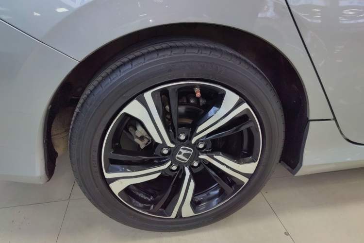 Used Honda Civic 2016 220TURBO CVT Prestige Edition