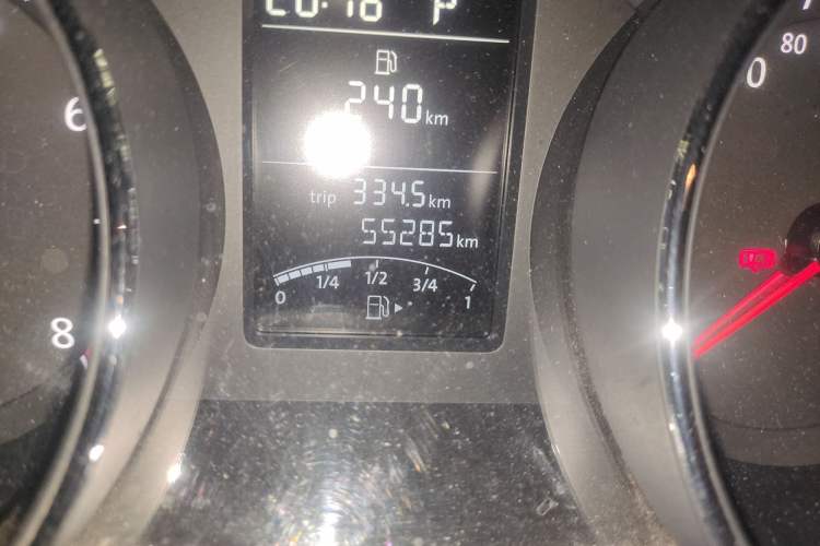 Used Volkswagen Sagitar 2017 1.6L Automatic Comfort Model Odometer Close Up