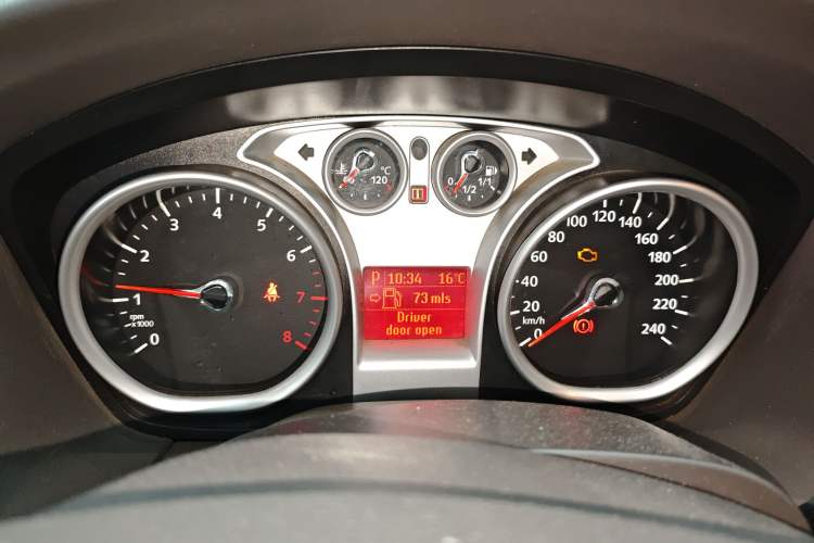 Used Ford Focus 2009 Sedan 1.8L Automatic Fashion Edition