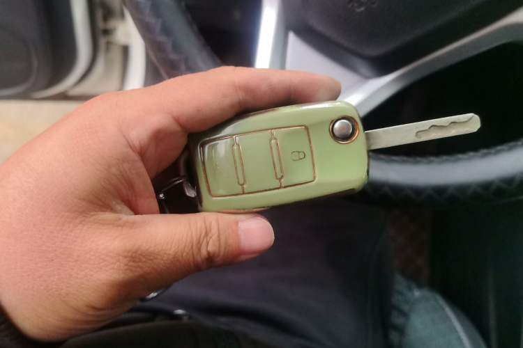 Used CHANGAN Alsvin V7 2016 1.6L Manual Enjoyment Model China V Standard Vehicle Key