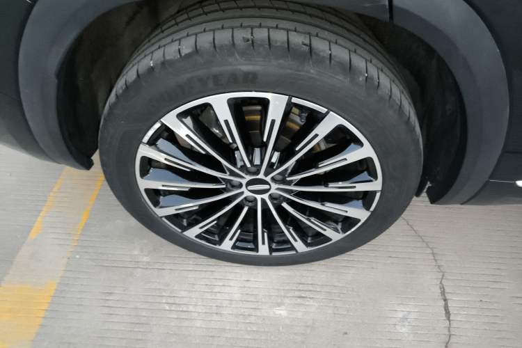 Used Geely Auto Monjaro L 2025 Dongfang Yao 2.0TD Automatic All-Wheel-Drive Wangyue Edition