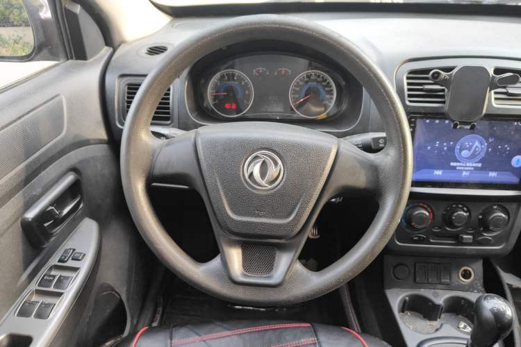 Used Dongfeng Fengon 330 2014 1.5L Manual Utility Version DK15
