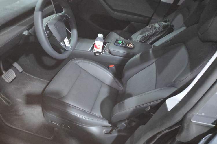 Used Tesla Model Y 2025 Long-Range All-Wheel Drive First Edition