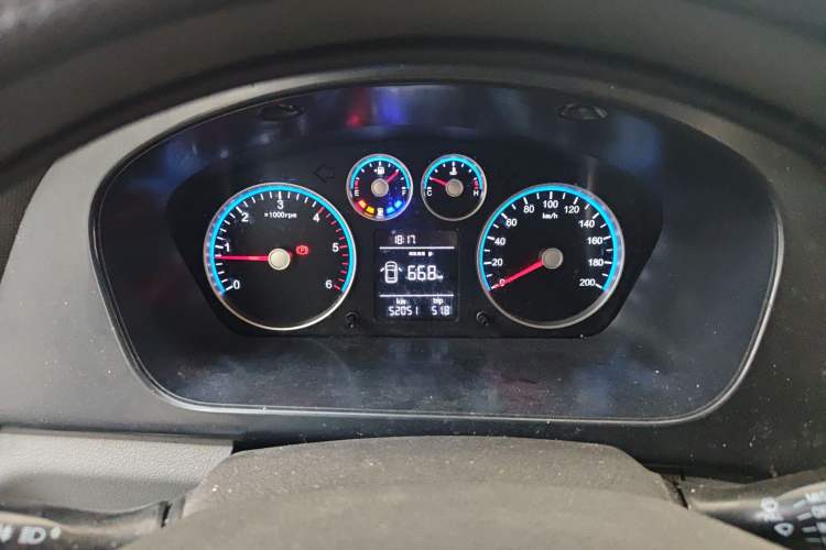 Used Foton Toano 2021 2.0T Manual Tongtu Short Wheelbase Mid-Height 5/6-Seater 4F20TC3 Instrument Cluster