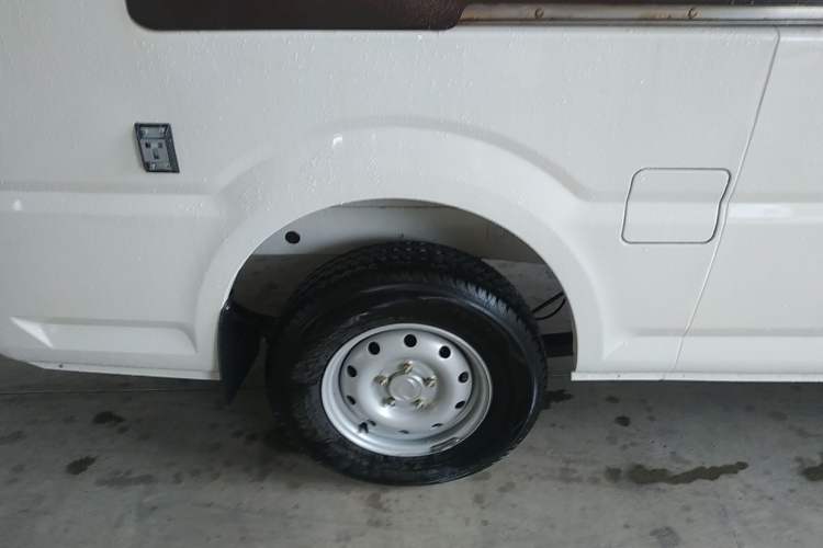 Used Dongfeng Yufeng EM27 2024 EM27L Henan Lidong 41.472 kWh

